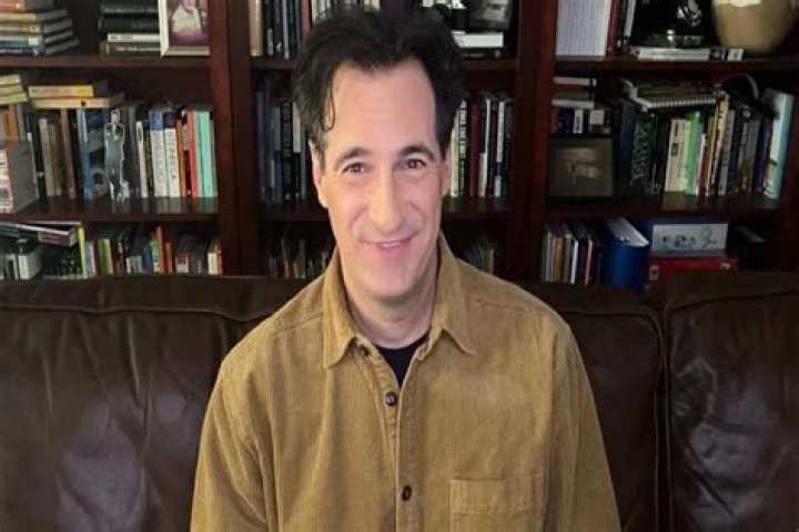 Carl Azuz - Age, Family, Bio
