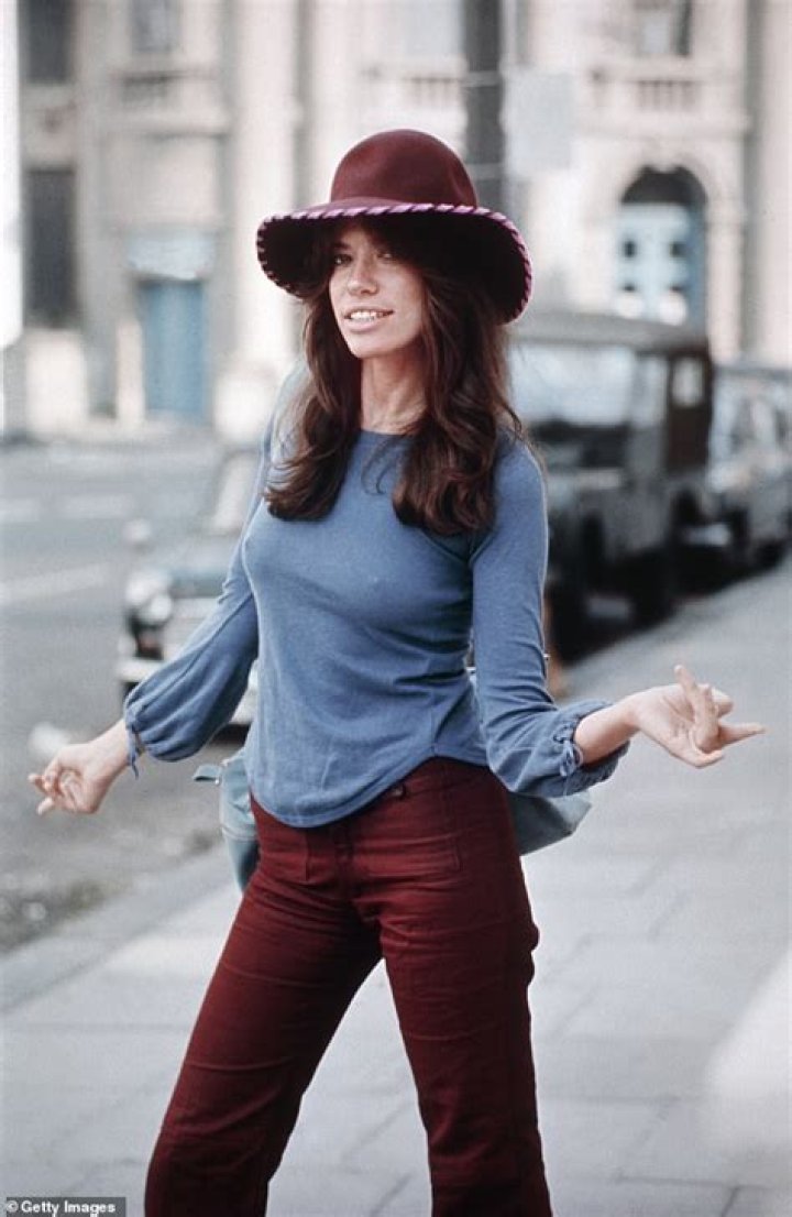 Carly Simon Bio (Wiki) 