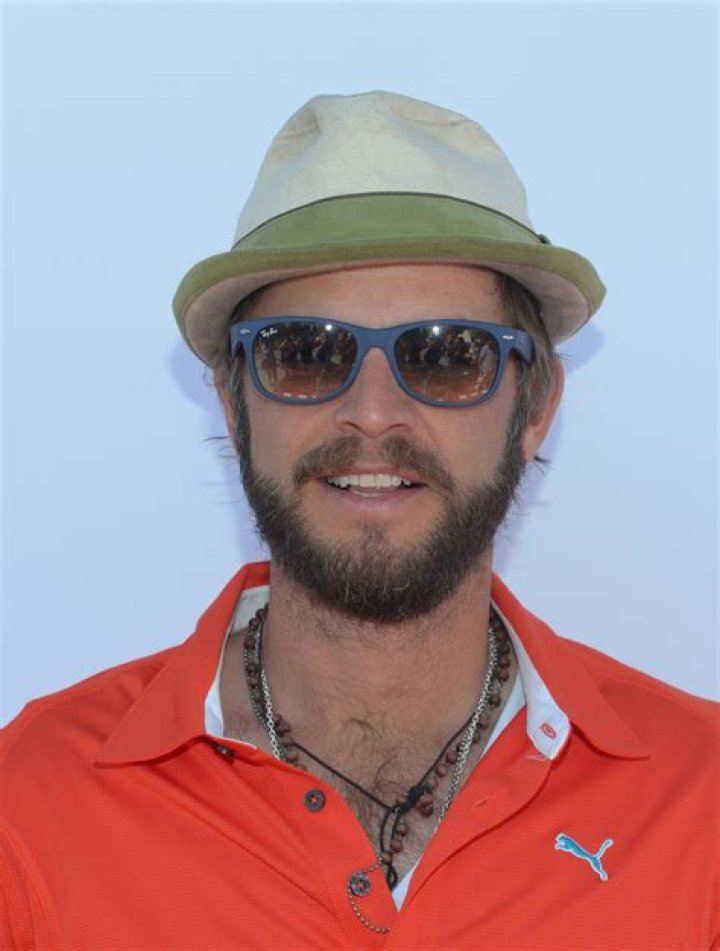 Carmine Giovinazzo Net Worth - Wiki, Age, Weight and Height, Relationships, Family, and More