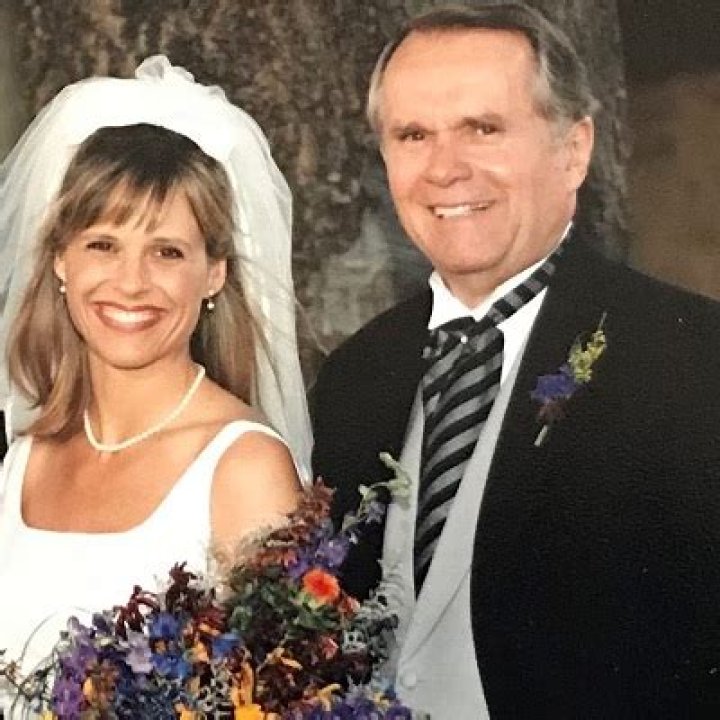 Carolyn Johnson Bio, Career, Married, Husband, Children, Net worth