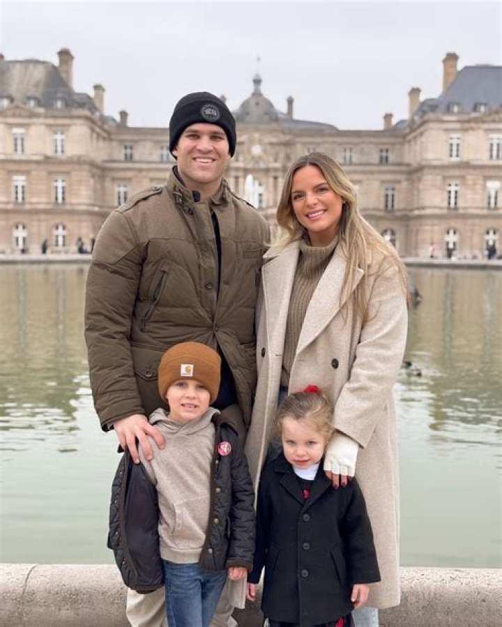 Casey Holmes - Age, Family, Bio