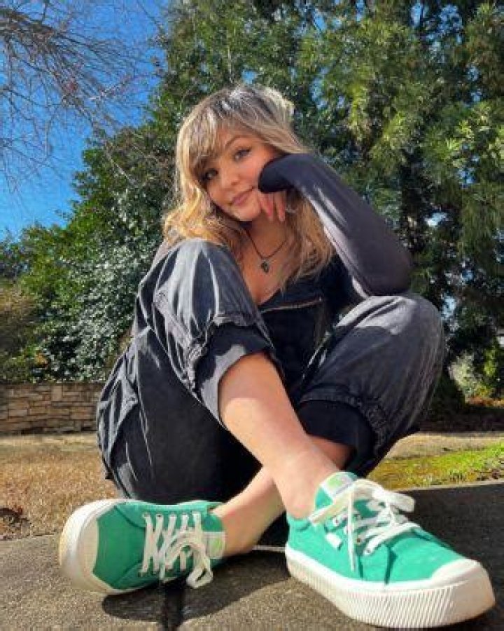 Cassady McClincy Bio (Wiki) 