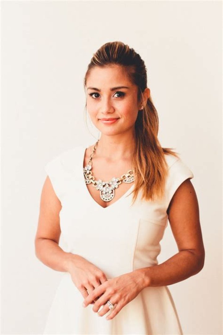 Catherine Lowe Bio (Wiki) 