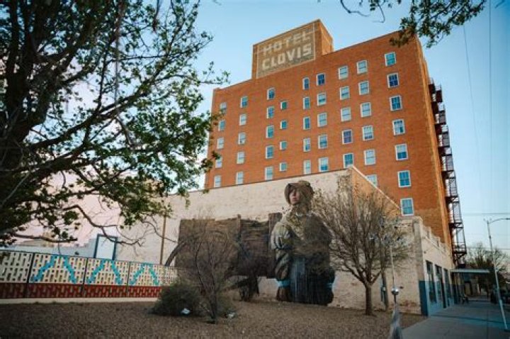 Celebrities Born In Clovis, New Mexico