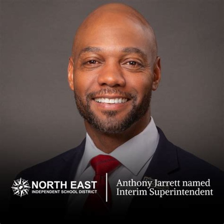 Celebrities named Jarrett