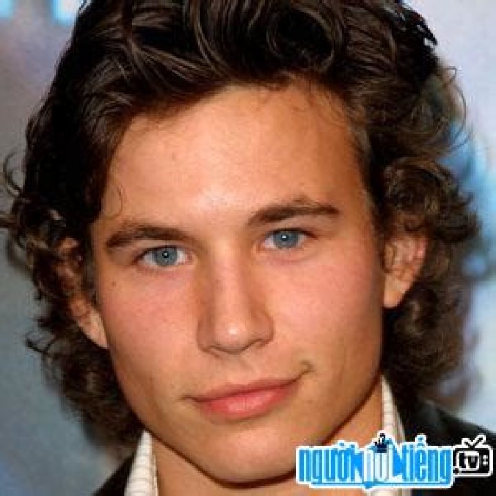 Celebrities named Jonathan