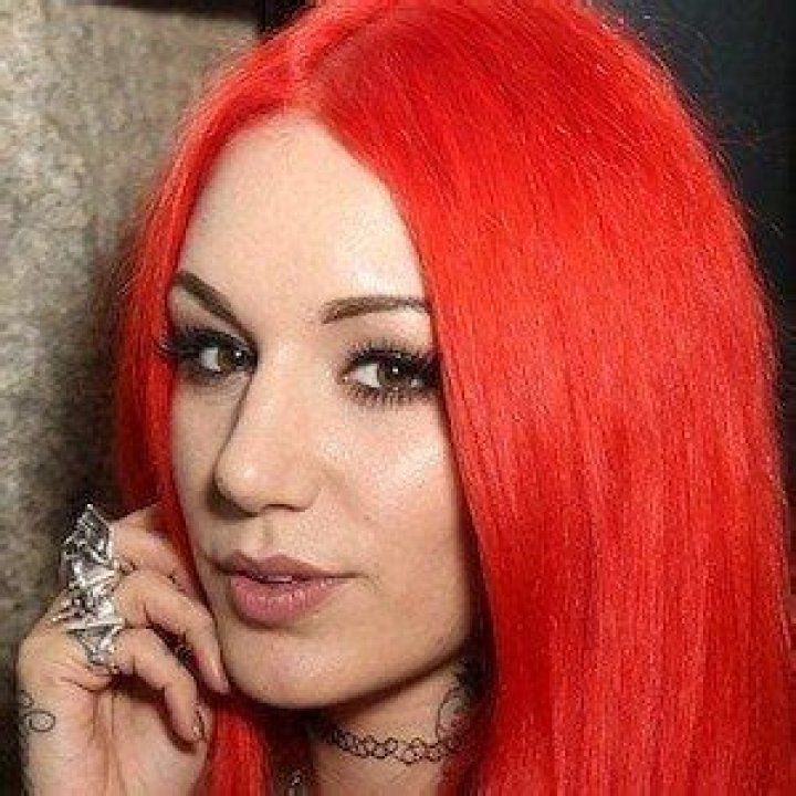 Cervena Fox - Age, Family, Bio