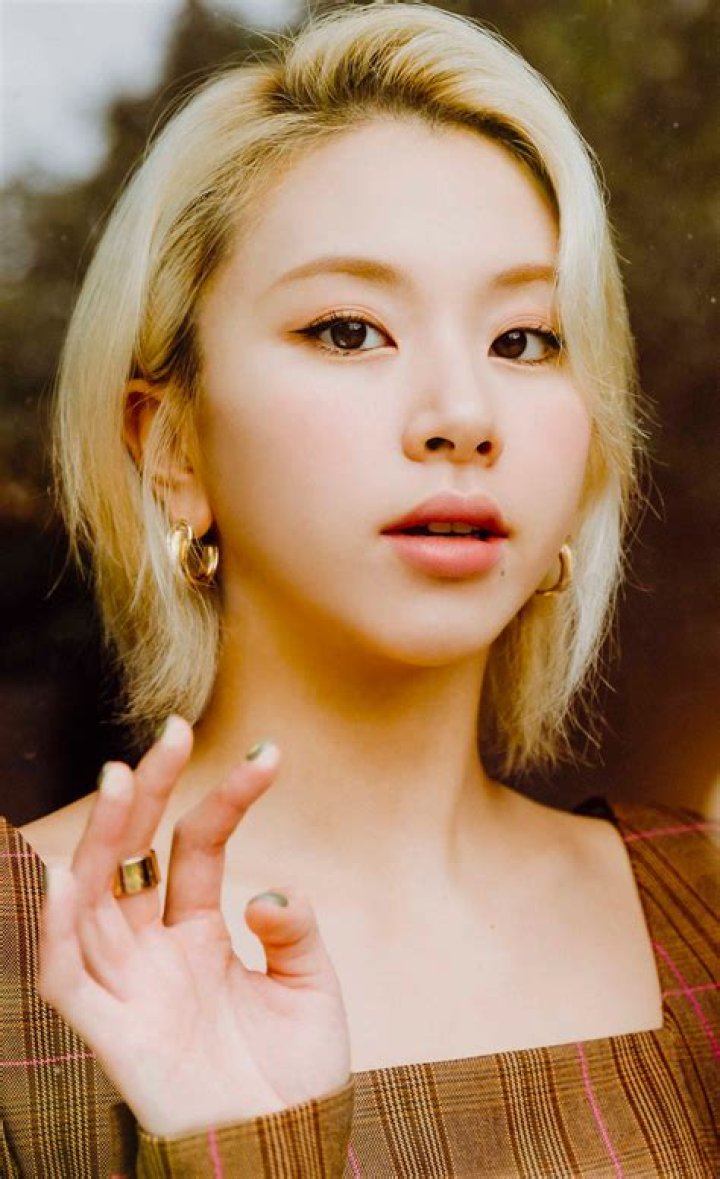 Chaeyoung (TWICE) Bio (Wiki) 
