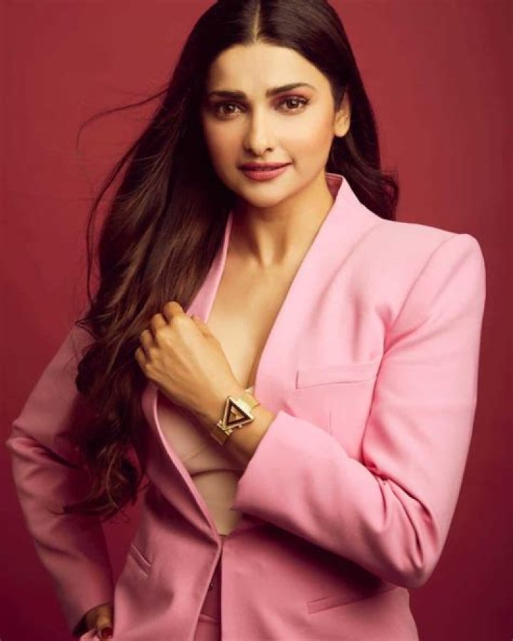 Charit Desai Height, Weight, Net Worth, Age, Birthday, Wikipedia, Who, Instagram, Biography