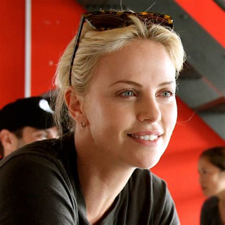 Charlize Theron Bio (Wiki) 