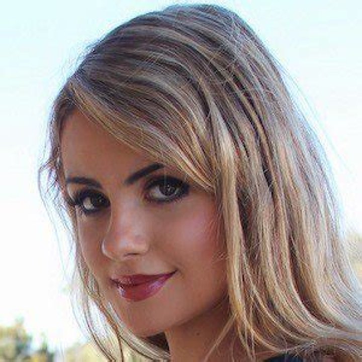 Chelsea Collins - Age, Family, Bio