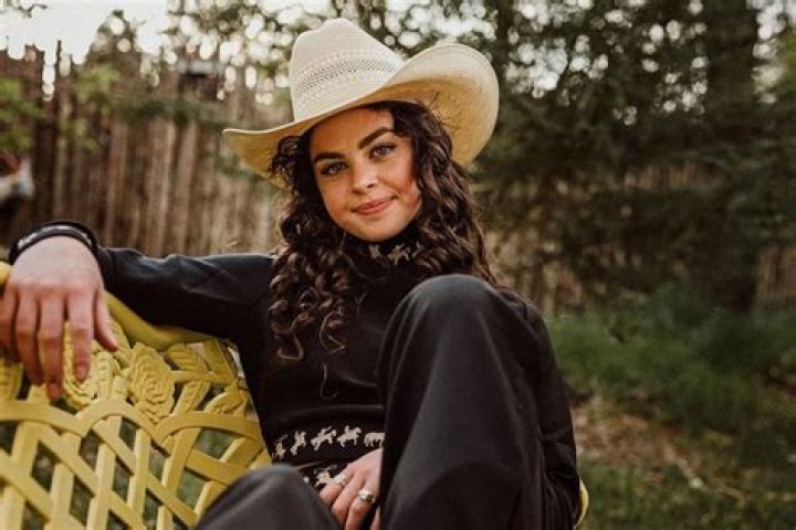 Chevel Shepherd - Age, Family, Bio