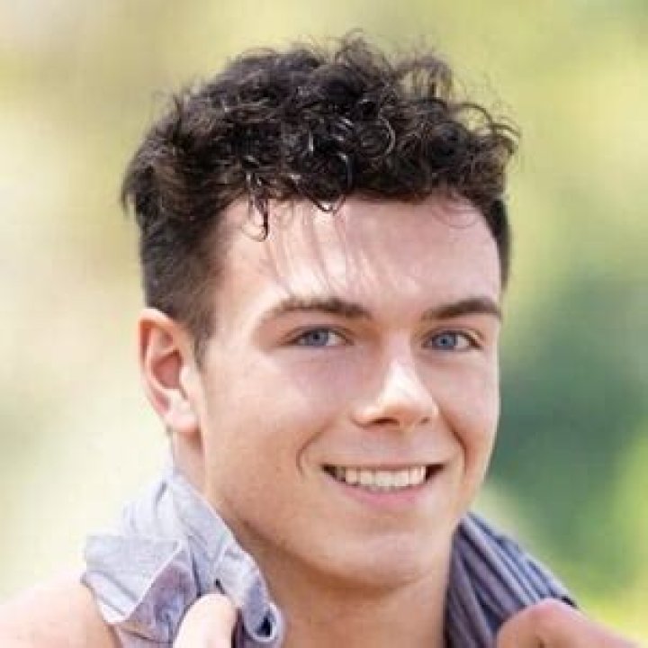 Clark Reid - Age, Family, Bio