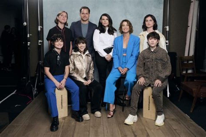 Clea DuVall Net Worth - Wiki, Age, Weight and Height, Relationships, Family, and More