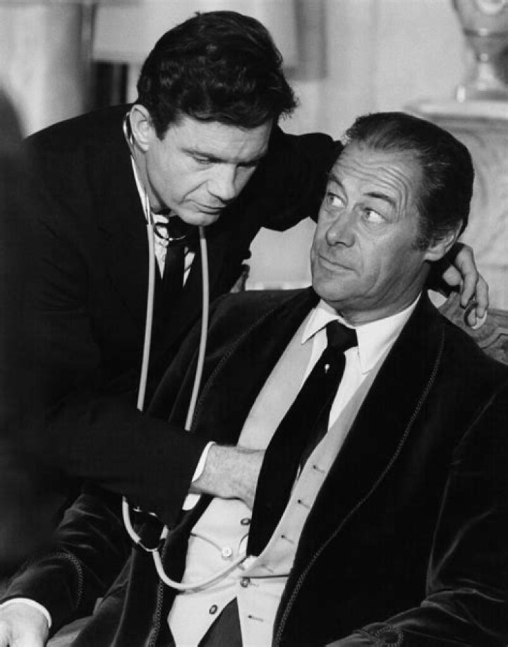 Cliff Robertson Net Worth - Wiki, Age, Weight and Height, Relationships, Family, and More