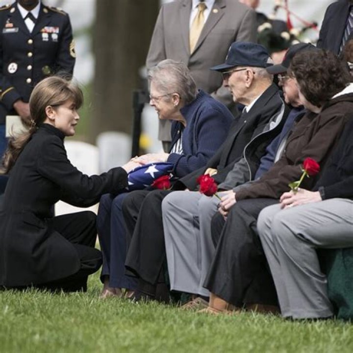 Clive Wearing - Age, Family, Bio