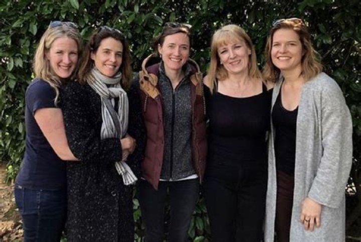 Cobie Smulders Sister – Who Are Amy, Julie, Melissa And Fiona?