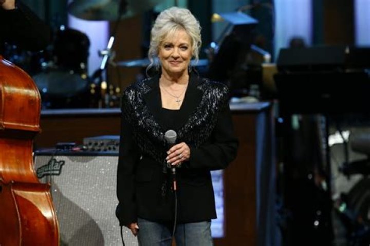 Connie Smith Net Worth - Wiki, Age, Weight and Height, Relationships, Family, and More