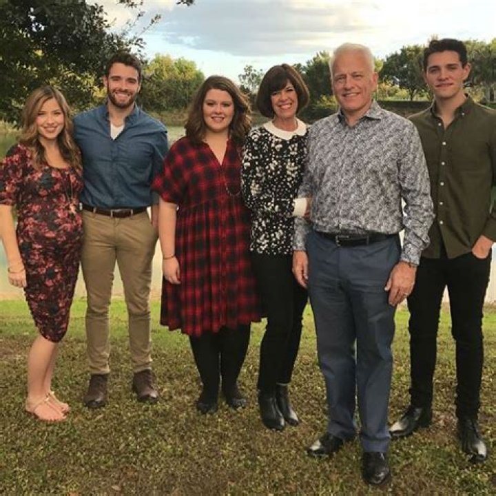 Corey Cott - Age, Family, Bio