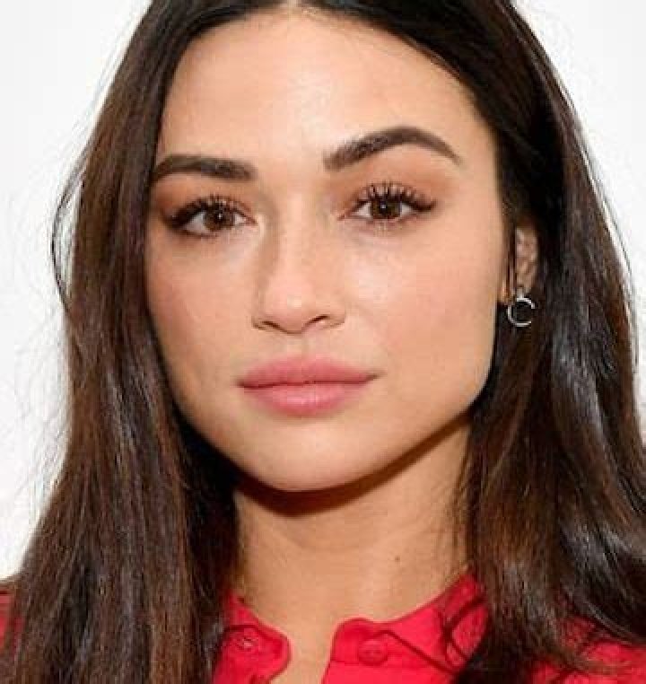 Crystal Reed Bio (Wiki) 