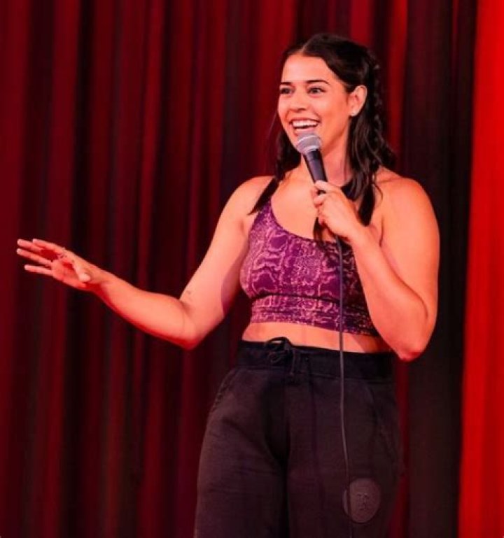 
Cuba Tefi Height, Weight, Net Worth, Age, Birthday, Wikipedia, Who, Nationality, Biography 