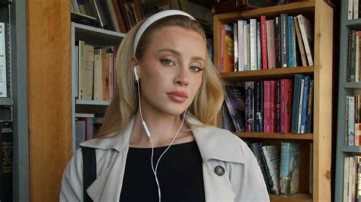 Daisy Keech Bio (Wiki) 