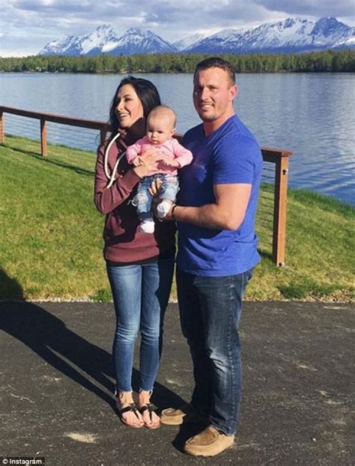 Dakota Meyer wants joint custody of Sailor Palin & child support from Bristol Palin