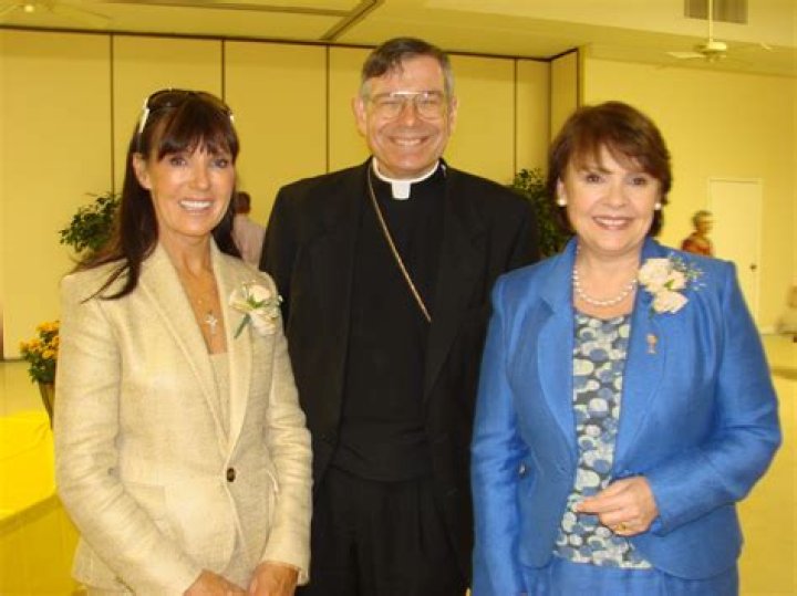 Dana Rosemary Scallon - Age, Family, Bio