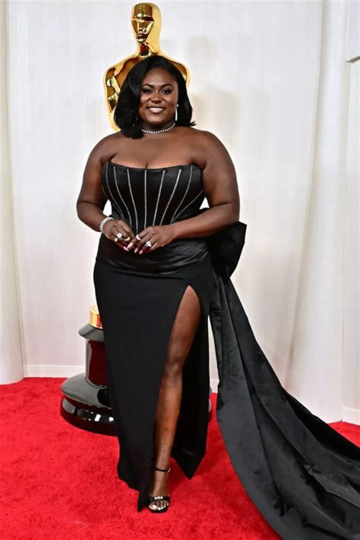 Danielle Brooks wore Dolce & Gabbana to the Oscars: delightful?