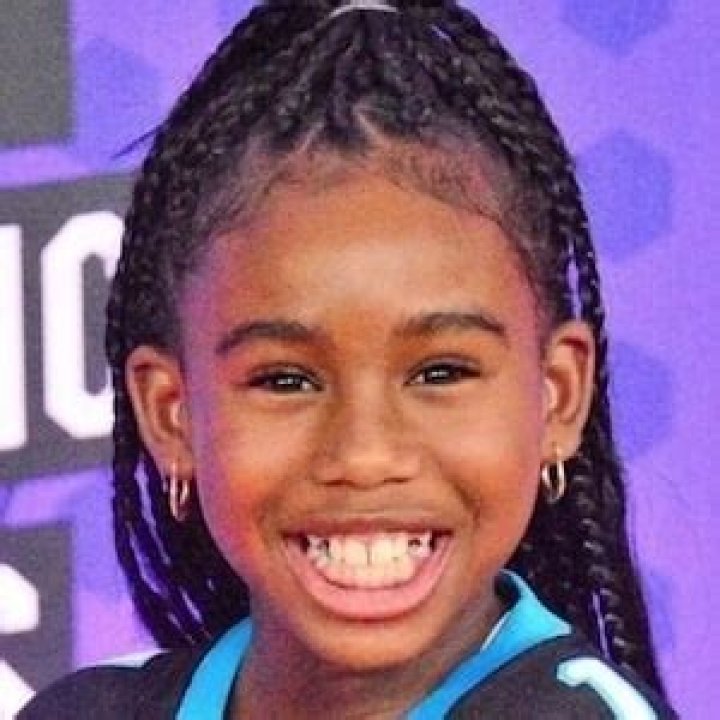 Daria Johns - Age, Family, Bio