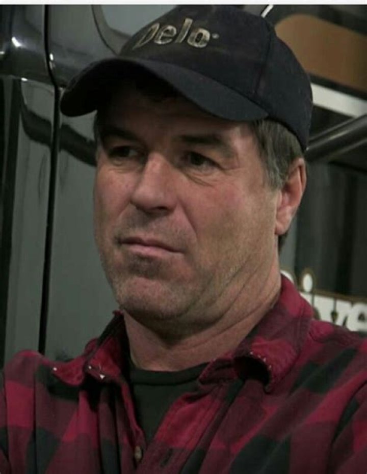 Darrell Ward - Trivia, Family, Bio