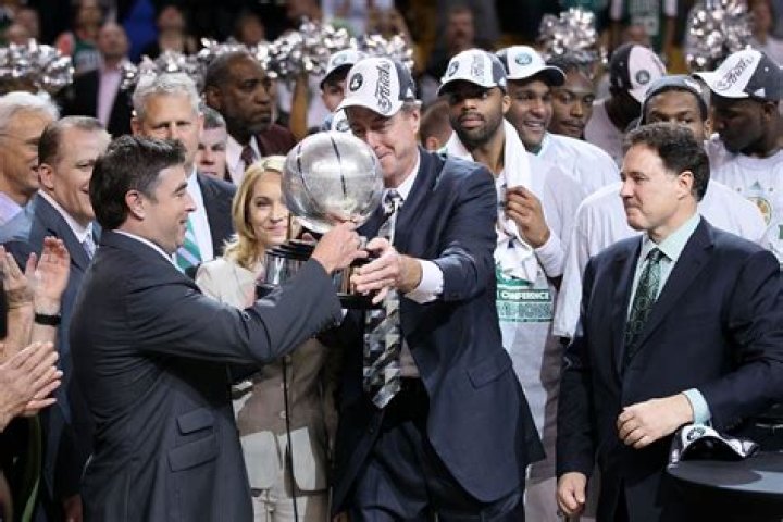 Dave Cowens Net Worth - Wiki, Age, Weight and Height, Relationships, Family, and More