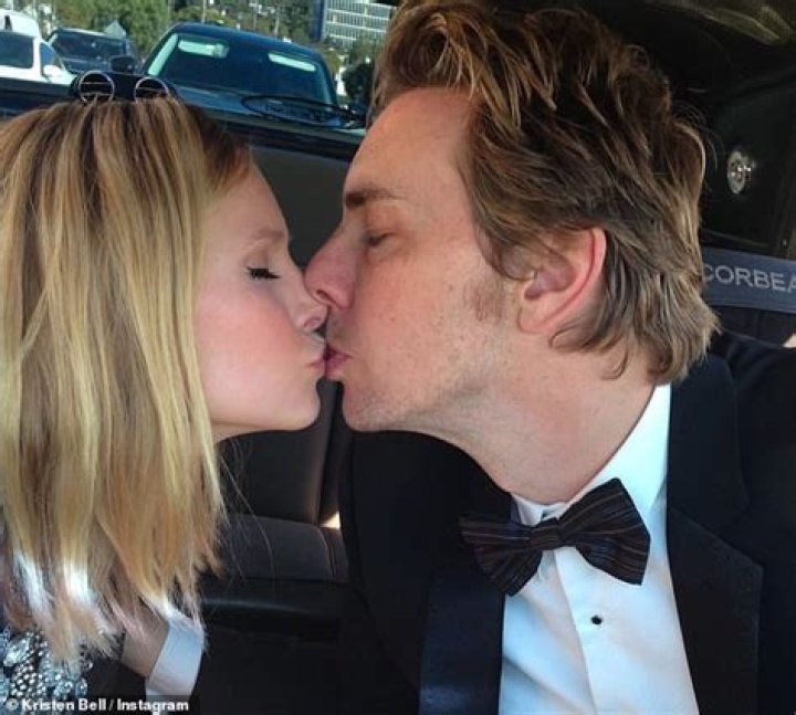 Dax Shepard denies cheating on Kristen Bell, but his hookup has details and photos