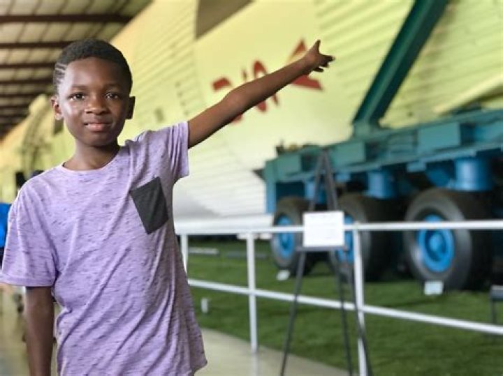 Daxton McKnight Bio (Wiki) 