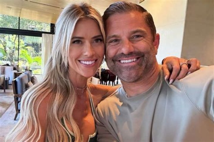 Deavan Clegg engaged to new boyfriend Christopher Park! Clegg’s accusations for the show ’90 Day Fiance’