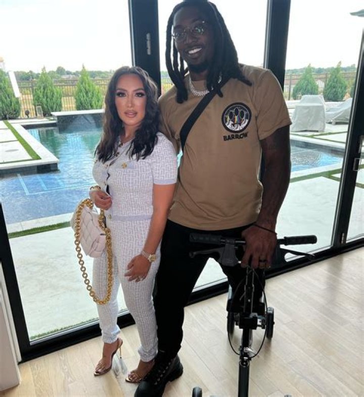 
DeMarcus Lawrence’s Past Relationships and Ex-Wife 