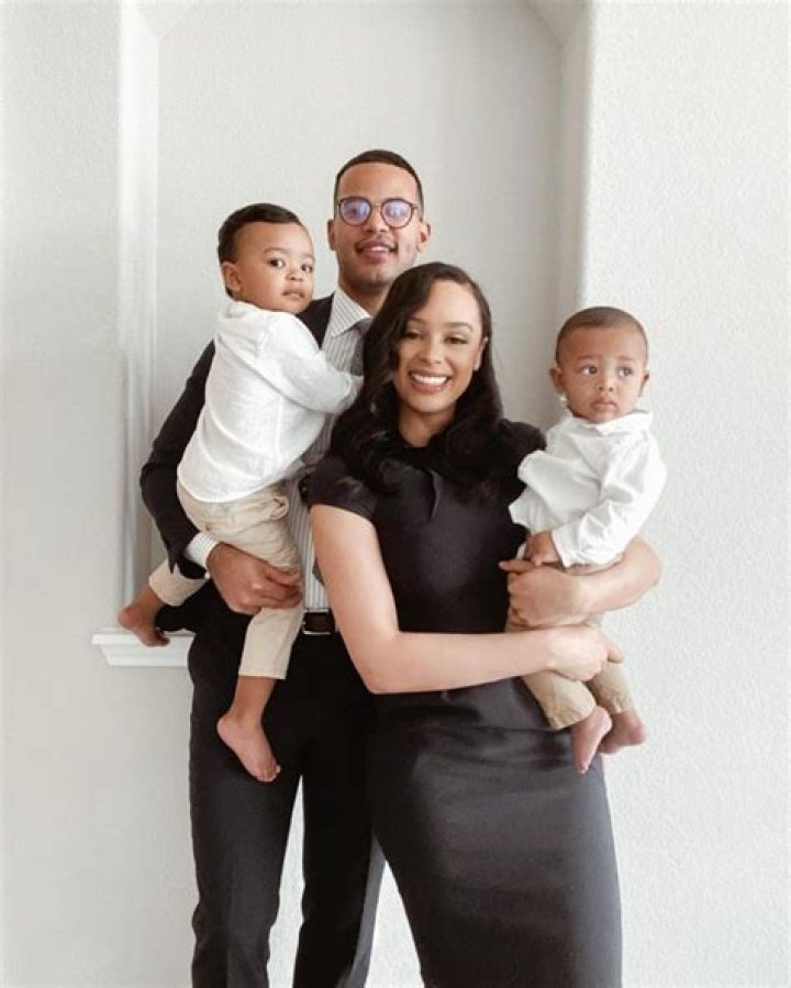 Desmond Dennis - Age, Family, Bio