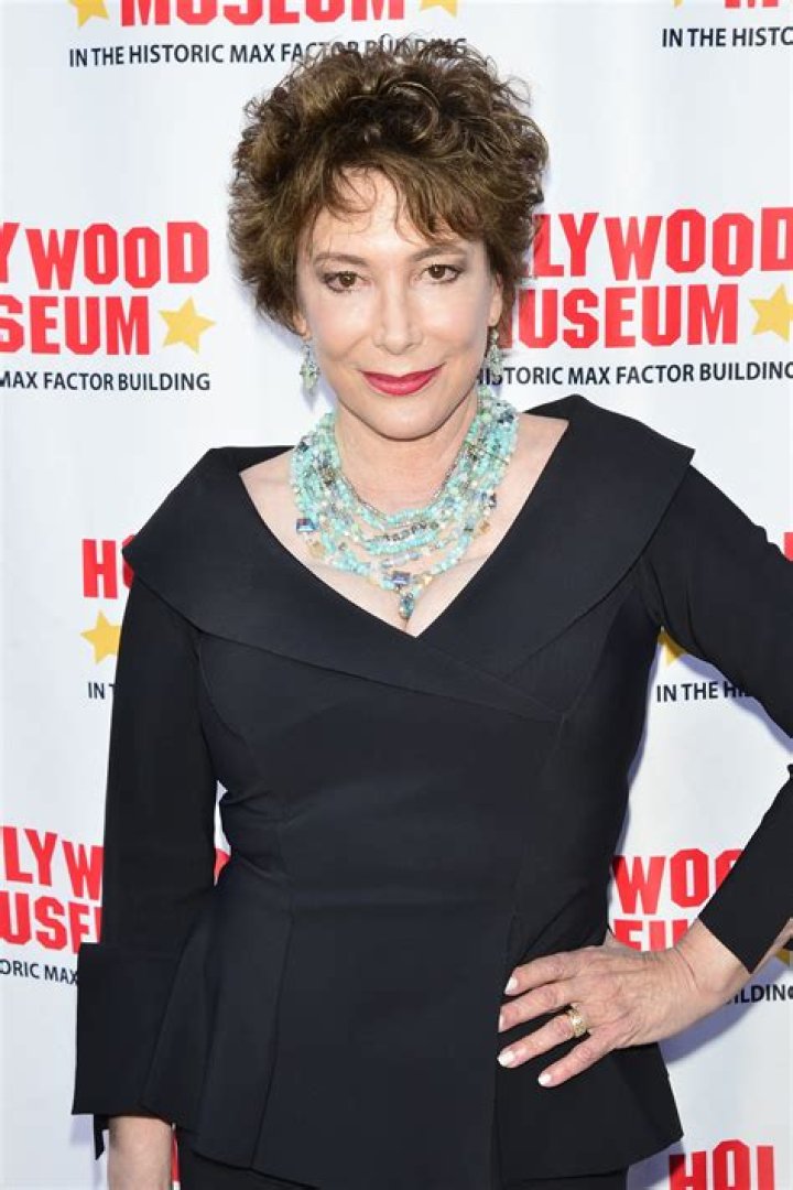 Diane Robin Net Worth - Wiki, Age, Weight and Height, Relationships, Family, and More