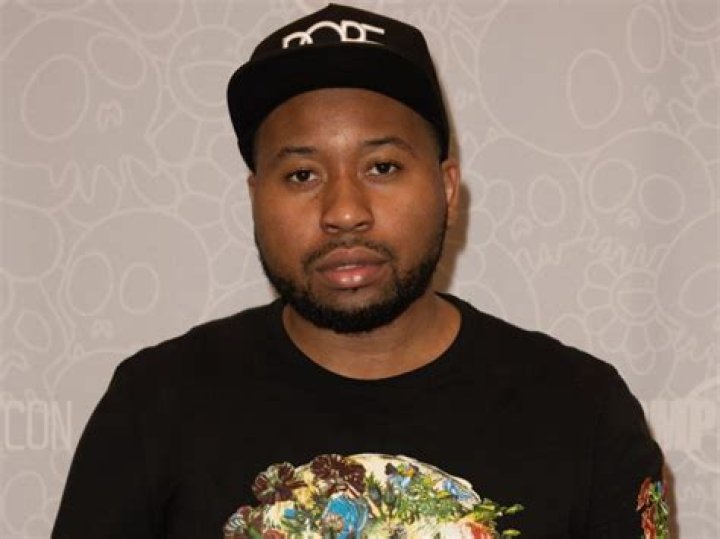 DJ Akademiks Wiki, Age, Net Worth, Real Name, Jail, Height, Brother, Bio