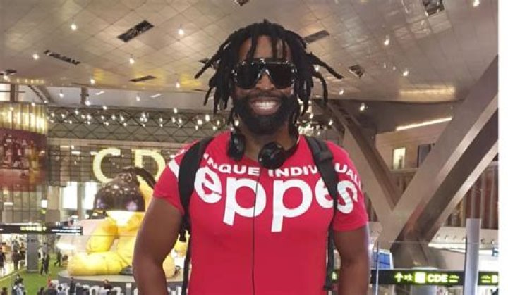 
DJ Sbu Height, Weight, Net Worth, Age, Birthday, Wikipedia, Who, Nationality, Biography 