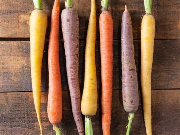Do different colored carrots taste different?