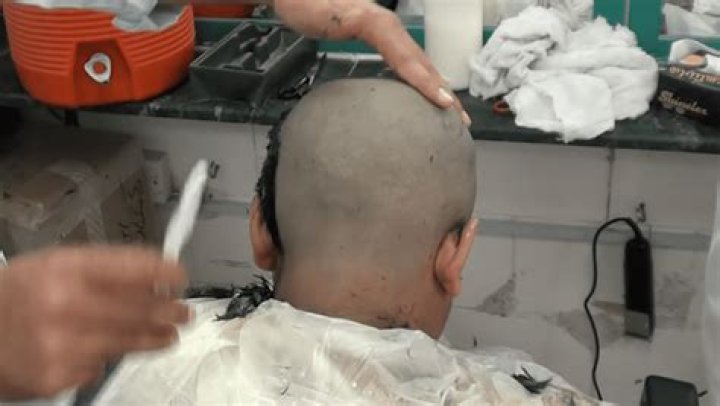 Do You Have to Shave Your Head for ‘Umrah?
