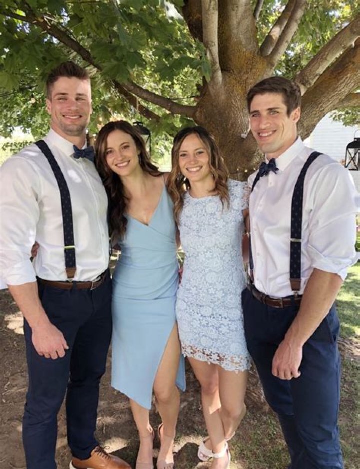 Does Laverne Cox have an identical twin?