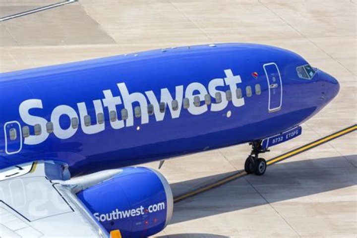 Does Southwest board military first?