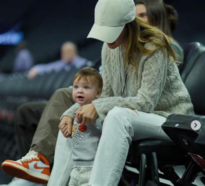 Domantas Sabonis Girlfriend Shashana Rosen – Children Age And Net Worth