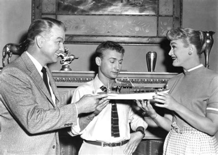 Don Porter - Trivia, Family, Bio