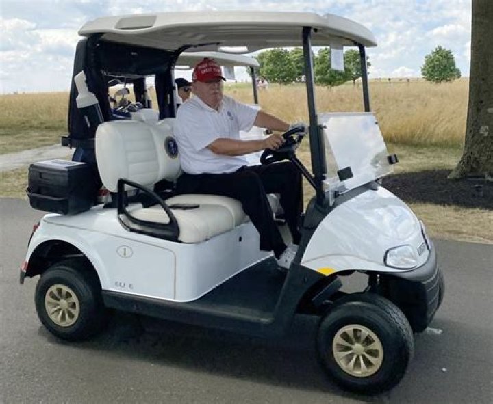 Donald Trump buried Ivana in a pauper’s grave on his golf club for tax breaks