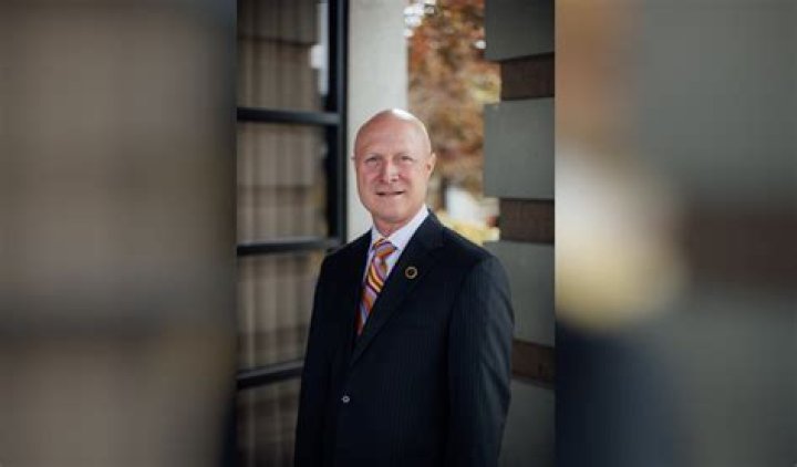 Dr Lionel Meadows Plane Crash, What Happened? Case Details And Bio