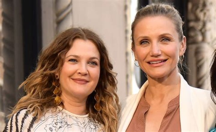 Drew Barrymore: Cameron Diaz is like a naive big sister to me