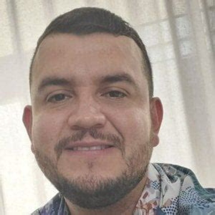 Edén Muñoz - Age, Family, Bio